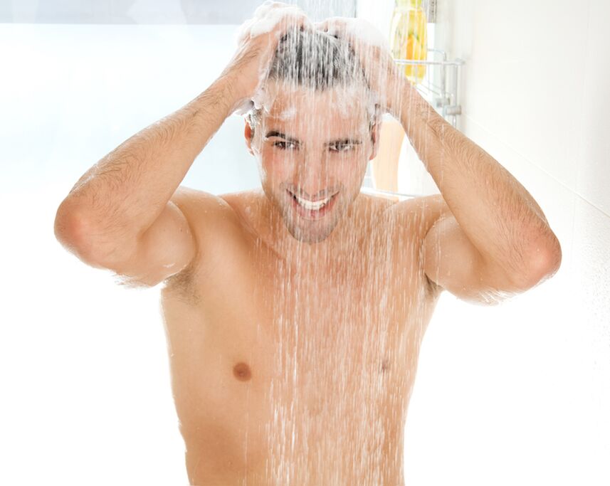 Chcete-li zvýšit potenci, užívejte si denně kontrastní sprchu